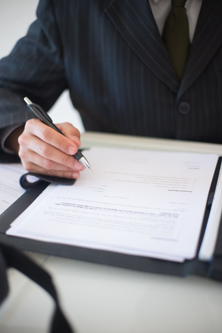 Signing the contract in the office